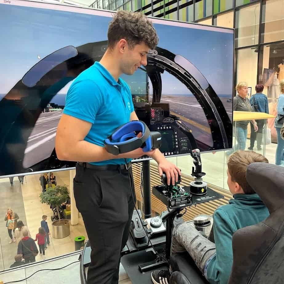 RoarFun hire for smiles wizards