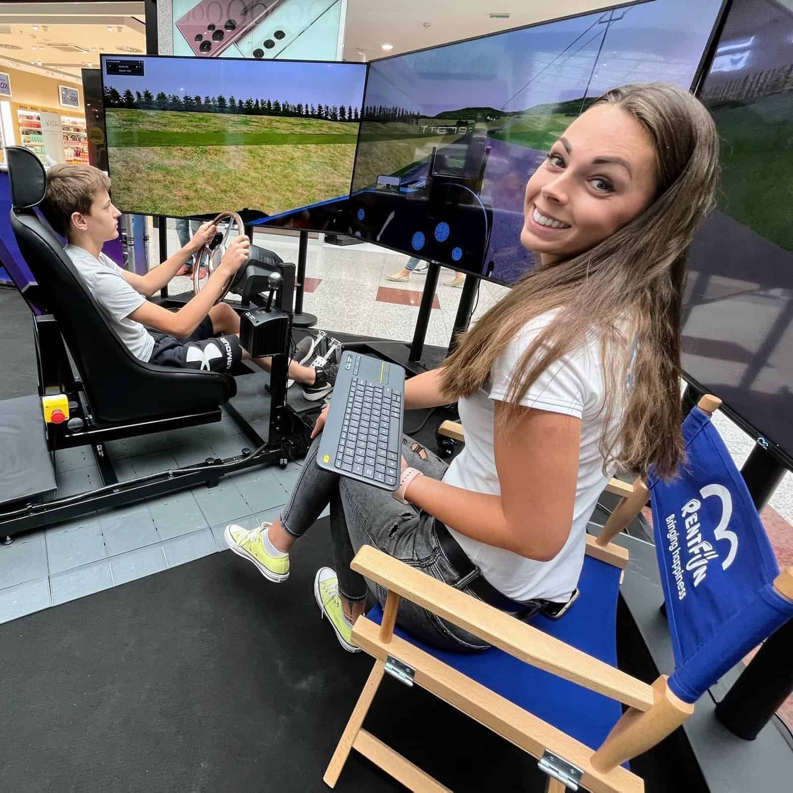 RoarFun Professional support in a race sim for a shopping center promo event with our global delivery near London , Great Britain.