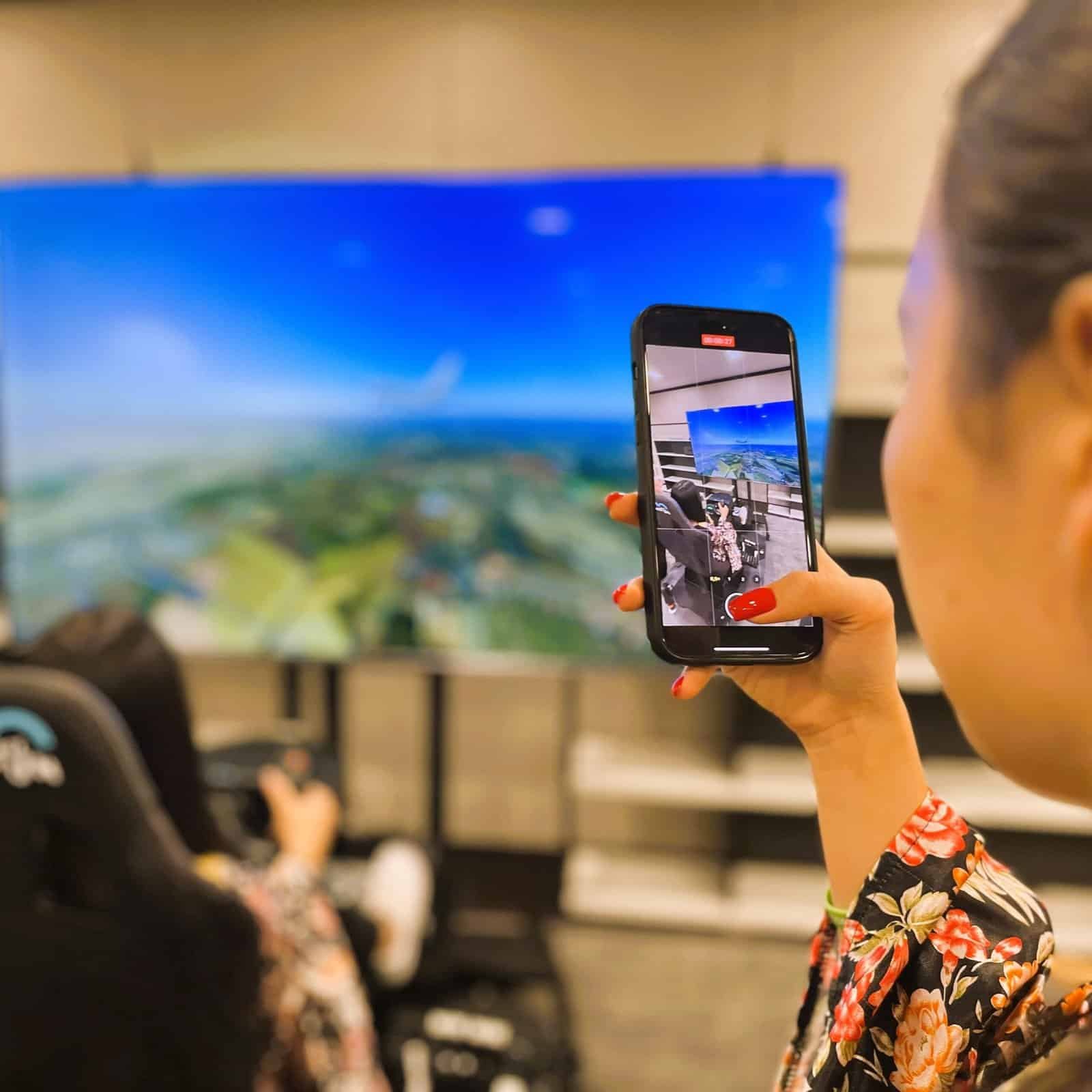 Yes, you can easily Hire Flight Simulator in Frankfurt, Munich, Berlin or London with company and partners logo. Rent airplane simulators for birthday surprise as the best present.