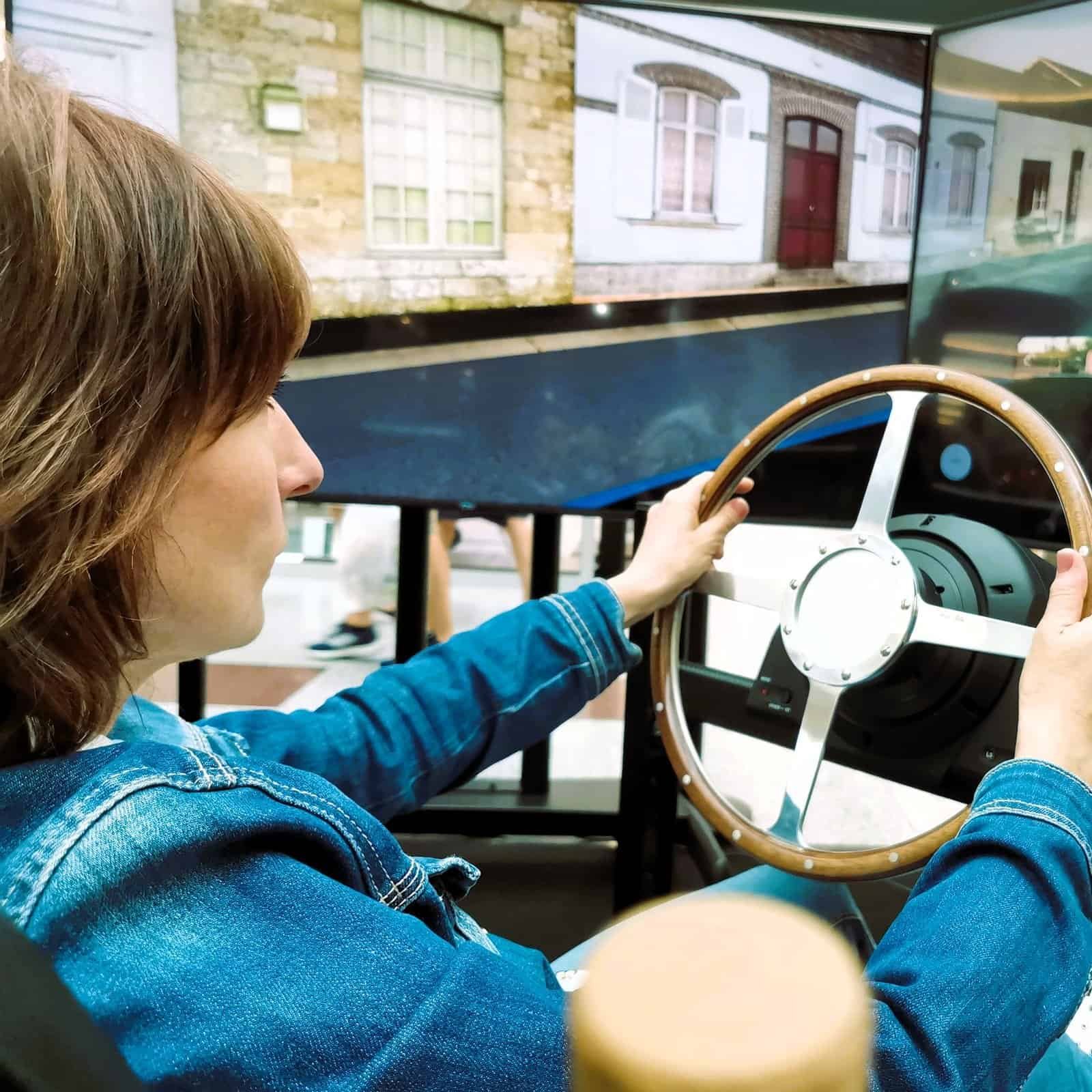 Rent Classic Cars simulator in EU UK with delivery. Rental classic car simulators experience for company party with support online