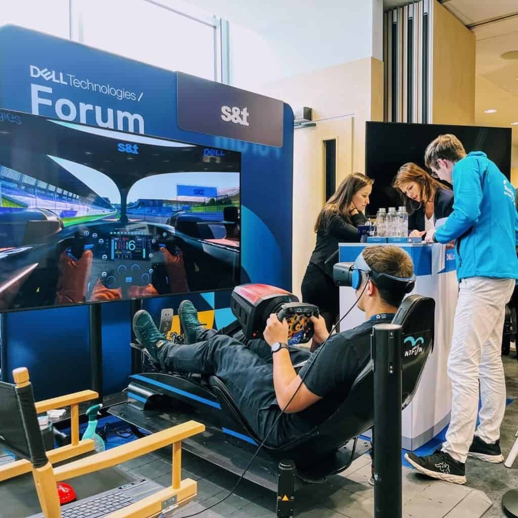 Best modern entertainment For it and technology events with RoarFun Services