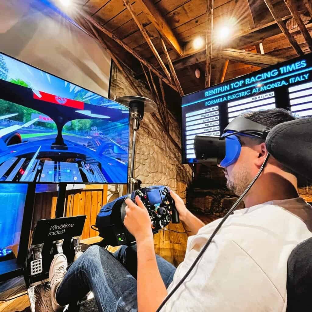 Rent formula E simulator anywhere in EU with RoarFun electric simulator for events