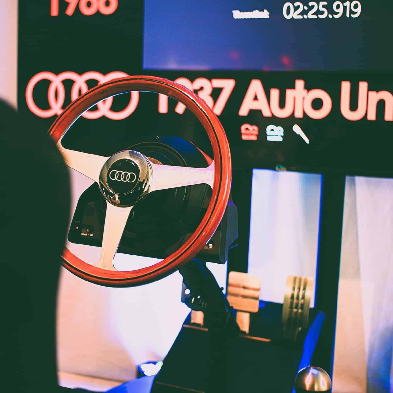 Hire Classic Cars simulator in Berlin Frankfurt. Rent classic car simulators - authentic vintage experience for company event turnkey