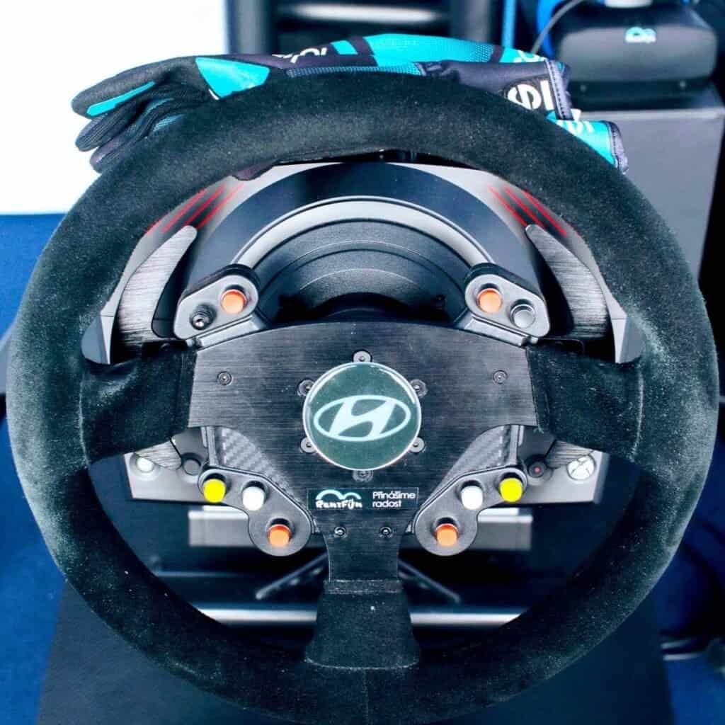 Rent Rally Simulator for fun. Snow Rally Hyundai Experience In Rome. Rent rally simulators teambuilding