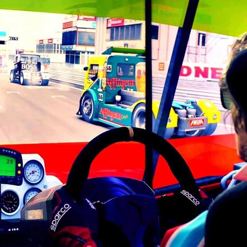 Rent truck simulator rental trucking simulators hire trucks simulator with RoarFun services