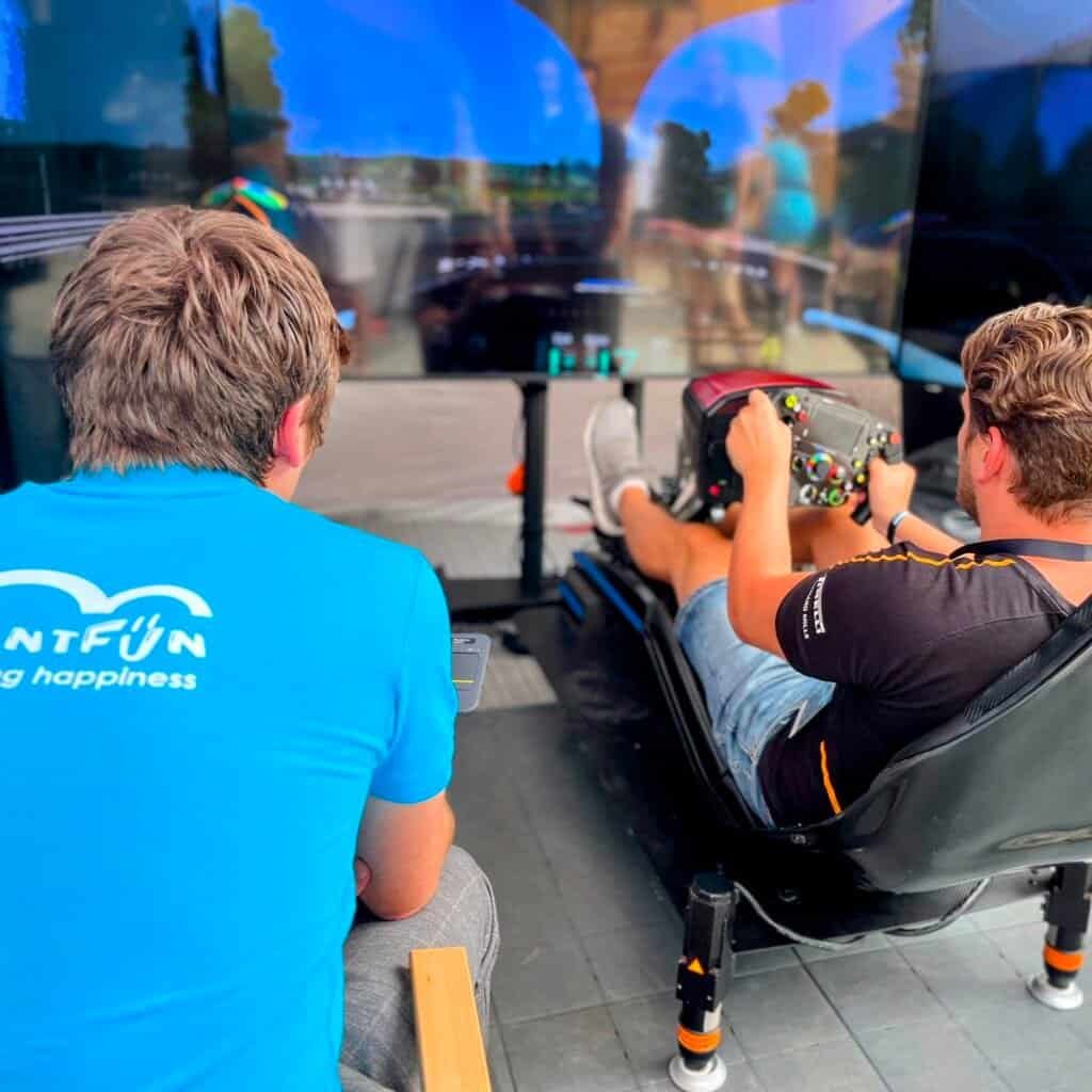 simulator f1 rental in UK London. Rent Formula simulators for company team-building