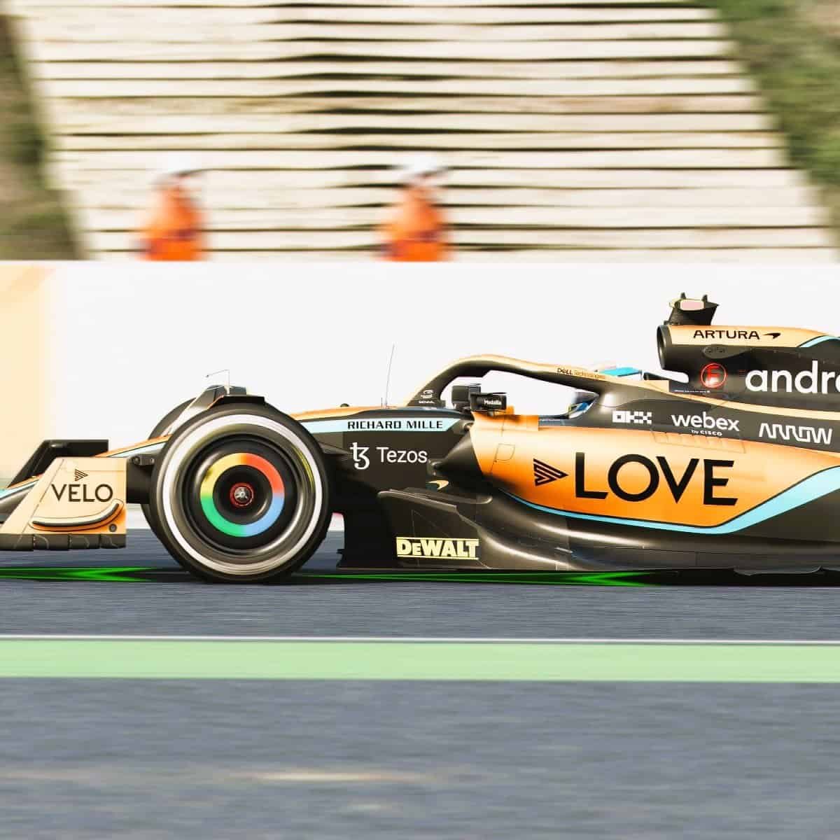 F1 branded virtual car with Arrow Racing F1 sponsors RoarFun branding.