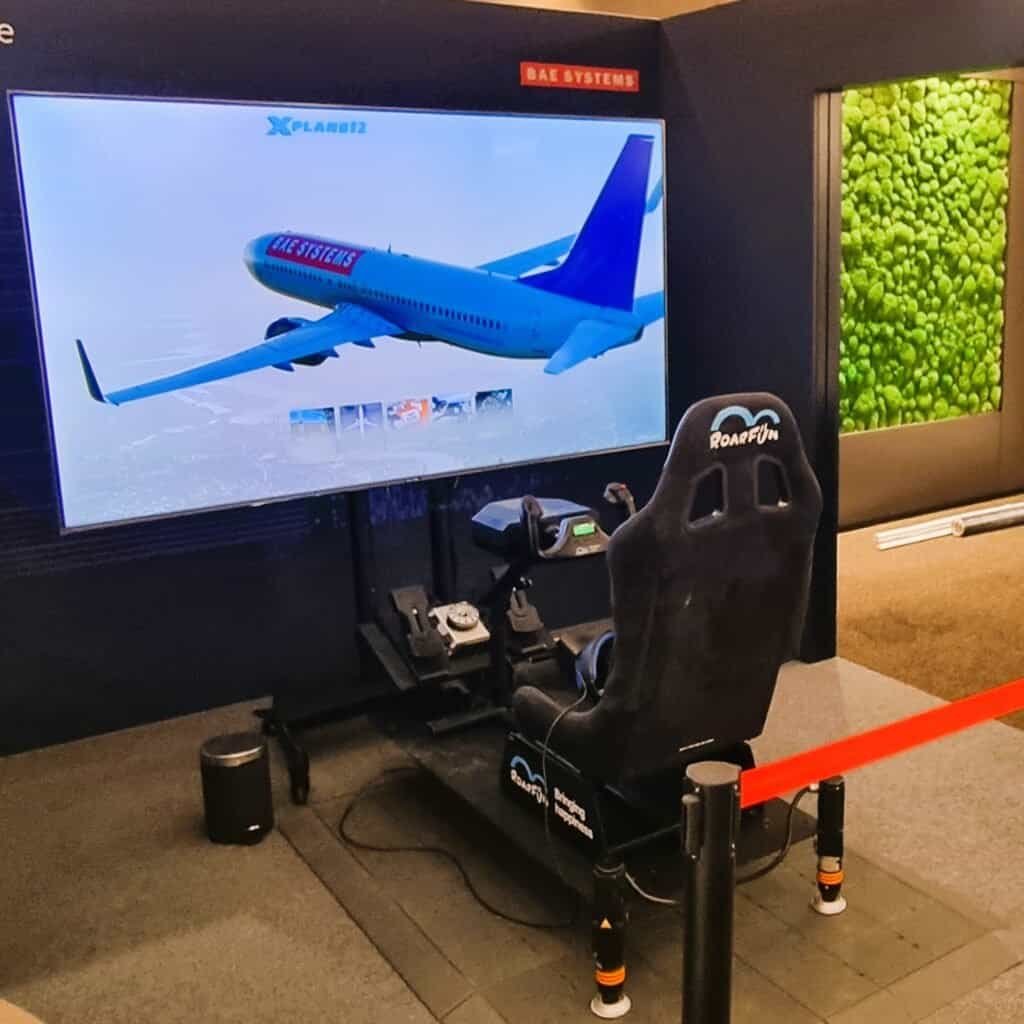 BAE VR motion flight simulator with banding in Prague.